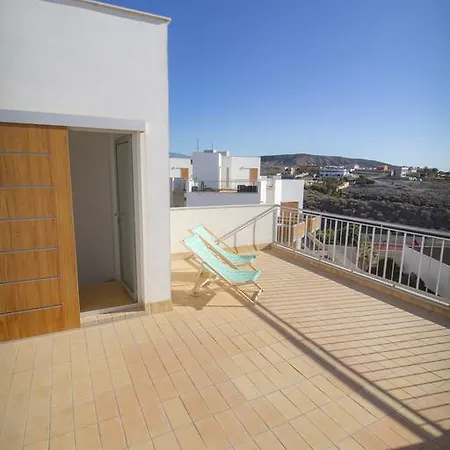 The Sunrise & Seaview Penthouse - By Medano4you דירה אל מדאנו