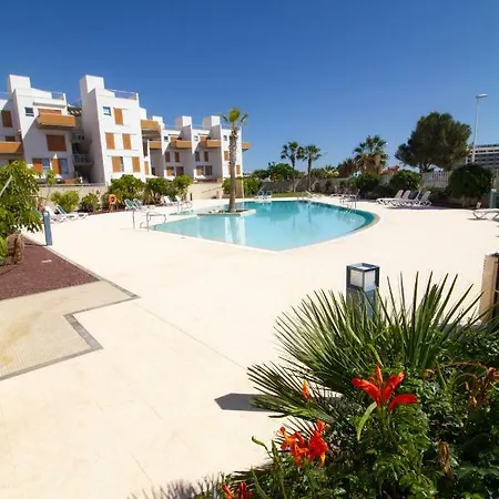 דירה The Sunrise & Seaview Penthouse - By Medano4you *